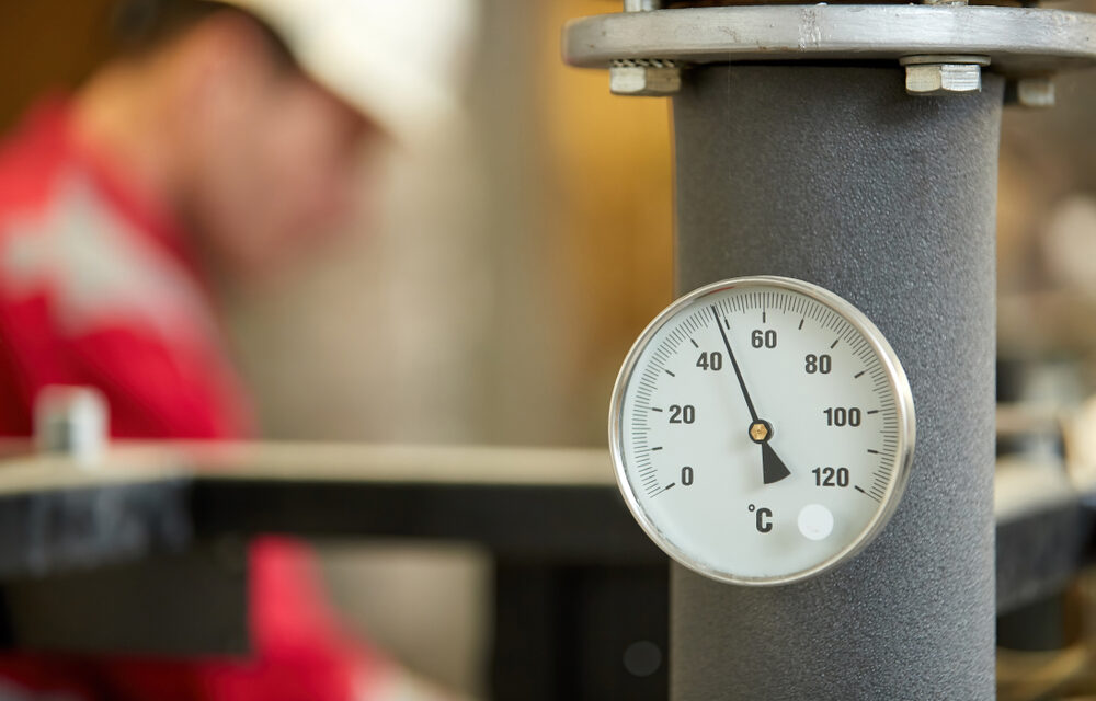 How to Maintain Proper Water Temperature and Pressure in Commercial Buildings During Winter